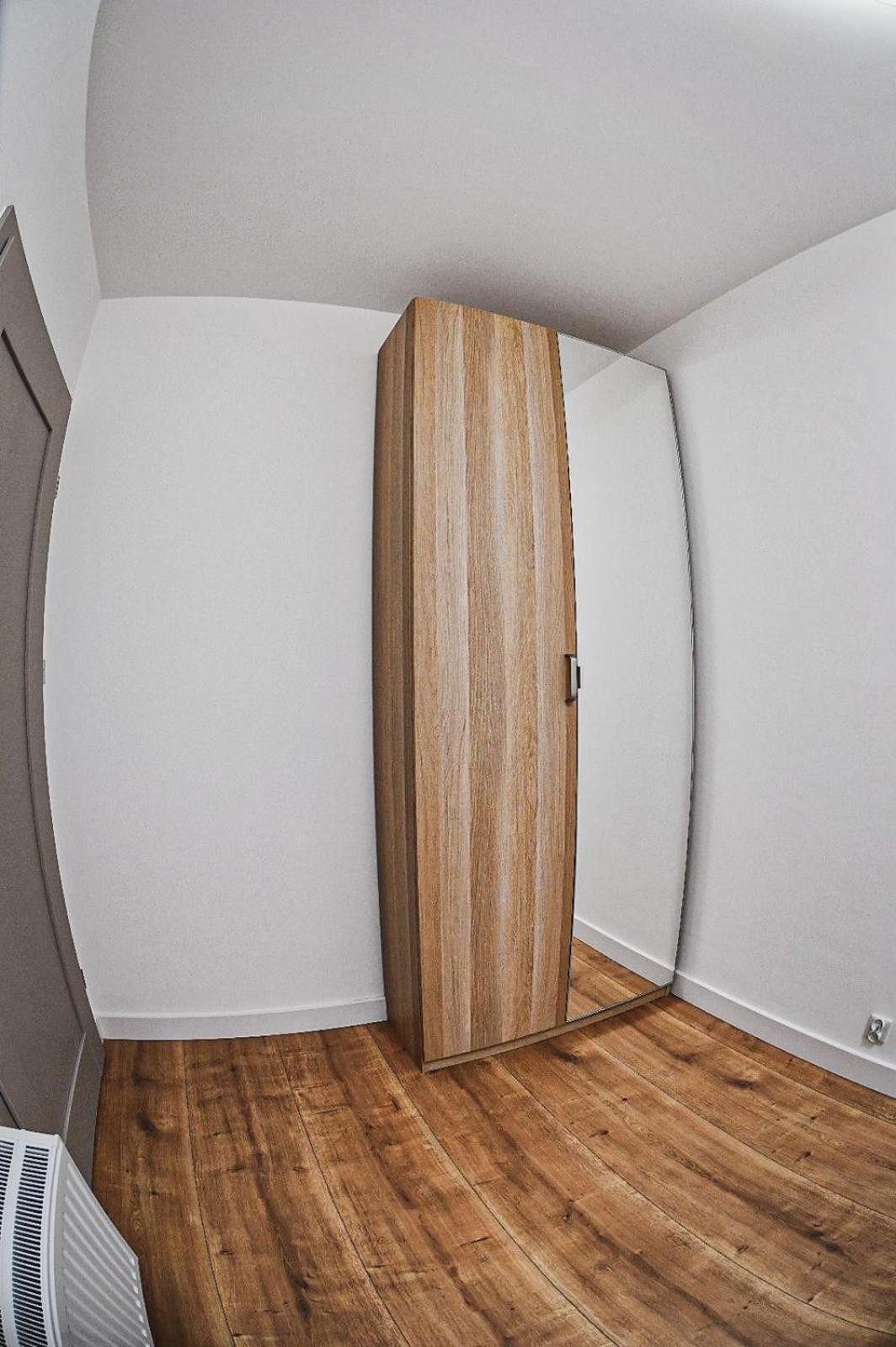 Elegant Two-Room Apartment, Sleeps 4, Near Turon Arena, With Balcony Cracóvia Exterior foto